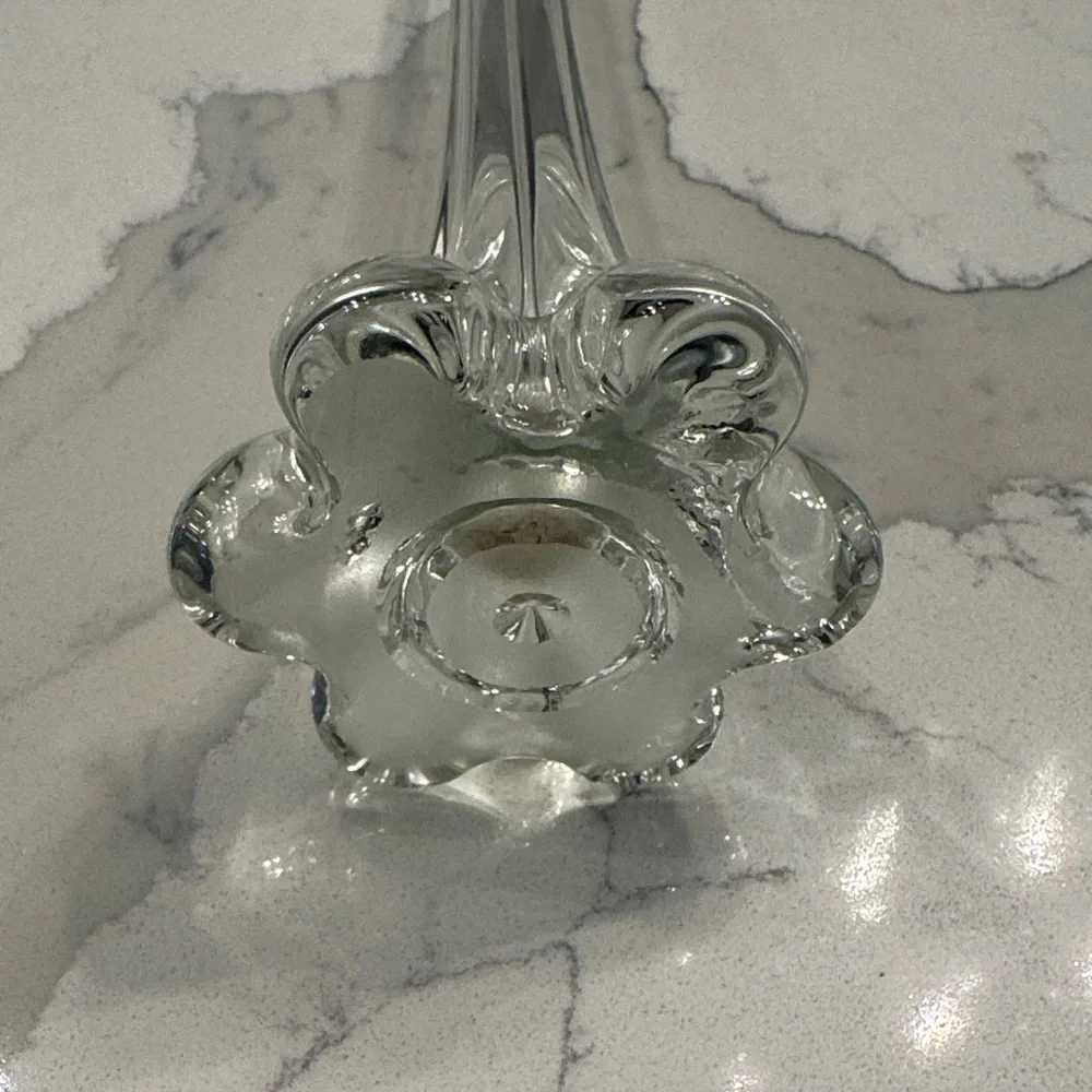 Swung clear glass Glass Bud Vase - Picture 5 of 6